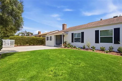 11822 Exposition Blvd, Los Angeles, CA 90064