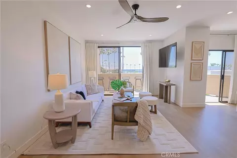 150 The Vlg #6, Redondo Beach, CA 90277