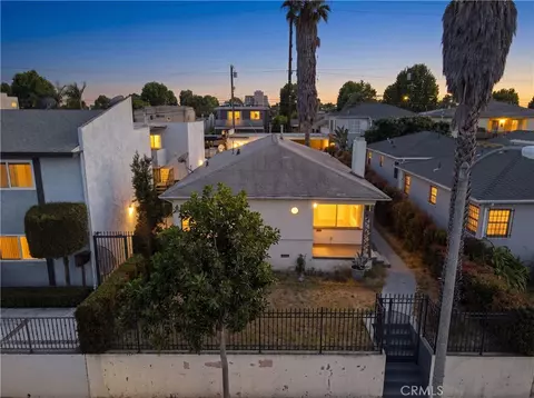 1936 20th, Santa Monica, CA 90404