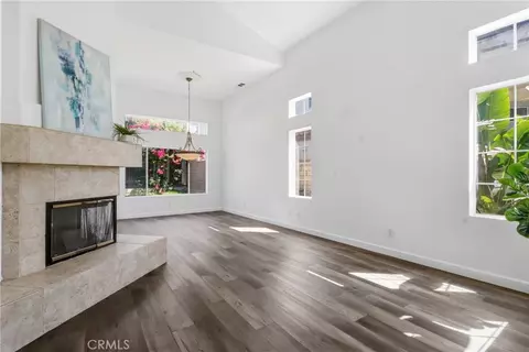 Living - 14224 Farralon Ct, Fontana, CA 92336 photo 2 of 9