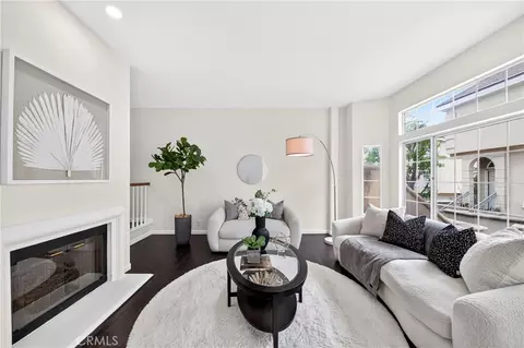 2825 Plaza Del Amo #102, Torrance, CA 90503