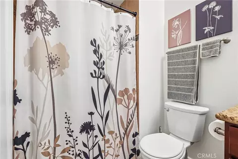 Bath - 1874 E Kramer Dr, Carson, CA 90746 photo 1 of 2