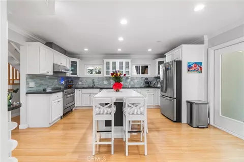 Kitchen - 1510 E Maple Ave, El Segundo, CA 90245 photo 3 of 6