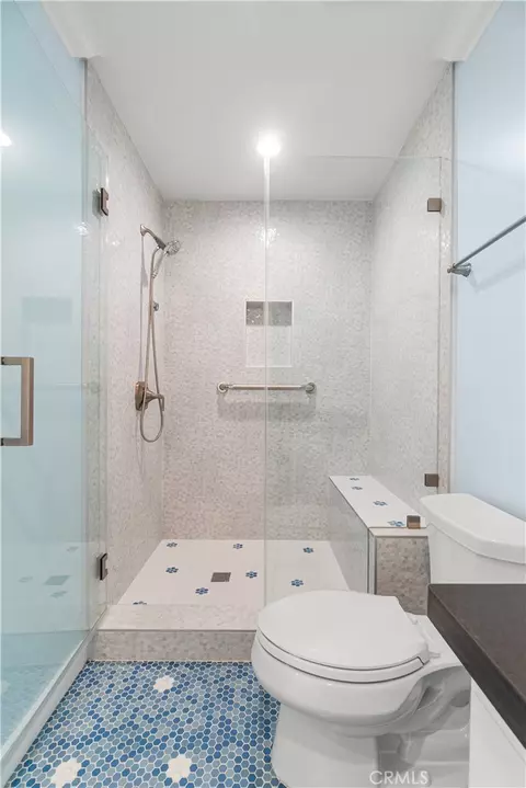 Bath - 1510 E Maple Ave, El Segundo, CA 90245 photo 4 of 4