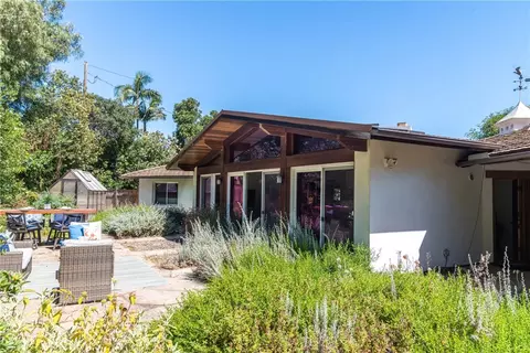 Exterior - 2 Chuckwagon, Rolling Hills, CA 90274 photo 3 of 16