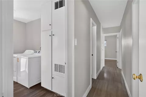 Entry Way - 24429 Marine, Carson, CA 90745 photo 6 of 10