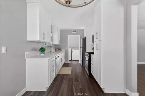 Entry Way - 24429 Marine, Carson, CA 90745 photo 2 of 10