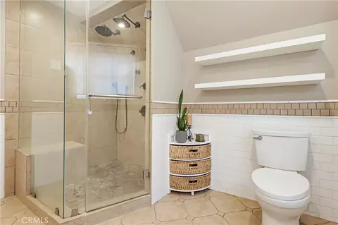Bath - 1130 E Appleton, Long Beach, CA 90802 photo 4 of 7
