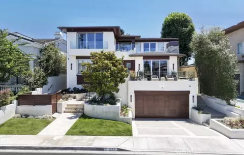 1626 1st St, Manhattan Beach, CA 90266