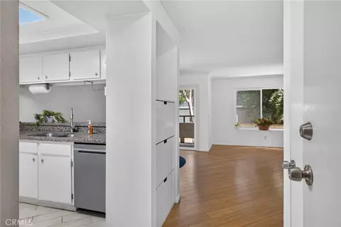 Entry Way - 1237 E 6th St #106, Long Beach, CA 90802 photo 1 of 2