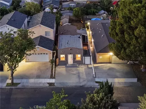 View/Area - 233 E Louise St, Long Beach, CA 90805 photo 1 of 4