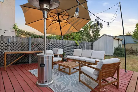 Exterior - 233 E Louise St, Long Beach, CA 90805 photo 3 of 9