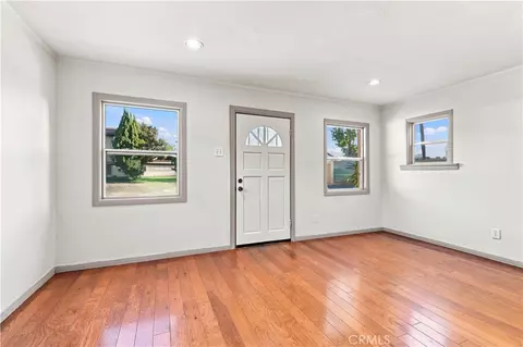 Living - 233 E Louise St, Long Beach, CA 90805 photo 1 of 5