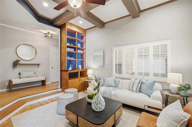 18730 Hatteras, Tarzana, CA 91356