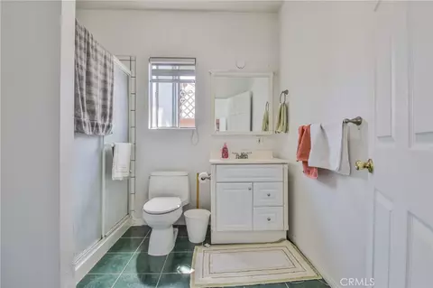 Bath - 164 E 235th St, Carson, CA 90745 photo 2 of 2