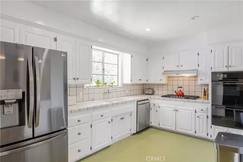 Kitchen - 7129 Samoa Pl, Tujunga, CA 91042 photo 1 of 1