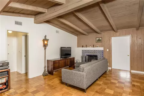 Living - 7129 Samoa Pl, Tujunga, CA 91042 photo 1 of 2