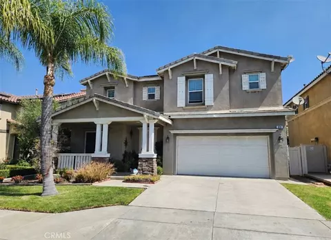990 Whimbrel Way, Perris, CA 92571