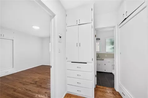 Entry Way - 728 Cedar, Long Beach, CA 90813 photo 1 of 1