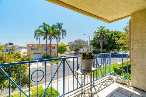 1110 W 10th St #104, San Pedro, CA 90731