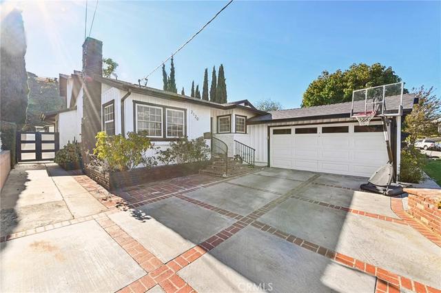 2120 Ronsard Rd, Rancho Palos Verdes, CA 90275