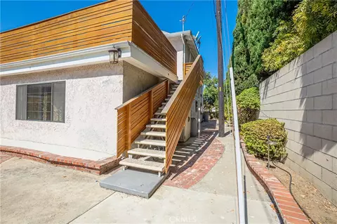 Exterior - 21200 Oakfort Ave, Carson, CA 90745 photo 9 of 11