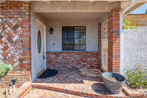 21200 Oakfort Ave, Carson, CA 90745 photo 5