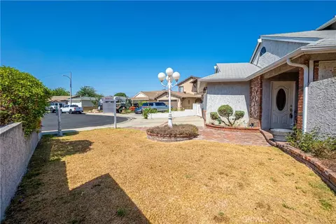 Exterior - 21200 Oakfort Ave, Carson, CA 90745 photo 11 of 11