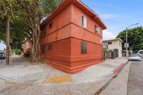 9027 Compton Ave, Los Angeles, CA 90002