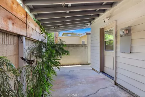 Exterior - 243 E Home, Long Beach, CA 90805 photo 5 of 7