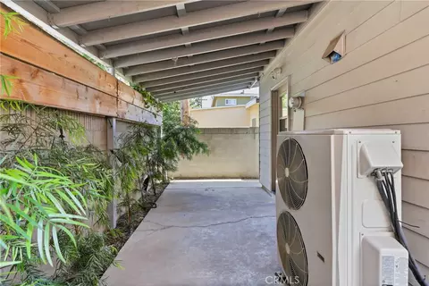 Exterior - 243 E Home, Long Beach, CA 90805 photo 6 of 7