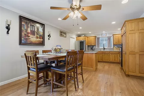 Dining - 5210 E Canton St, Long Beach, CA 90815 photo 2 of 2