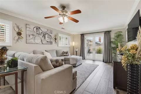 Living - 5210 E Canton St, Long Beach, CA 90815 photo 3 of 4