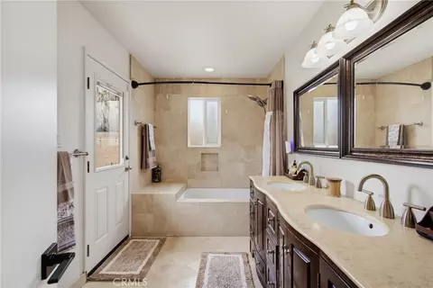 Bath - 5210 E Canton St, Long Beach, CA 90815 photo 5 of 6