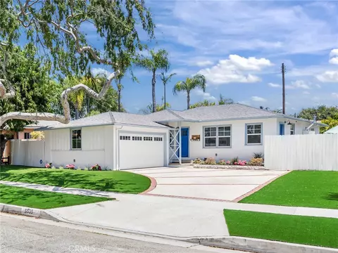 5535 W 142nd Pl, Hawthorne, CA 90250
