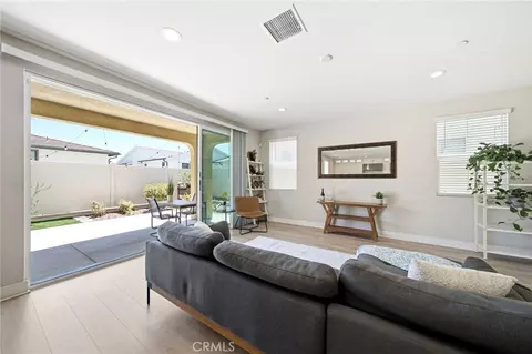 Other - 27558 S Edgemont Dr, San Pedro, CA 90732 photo 3 of 11