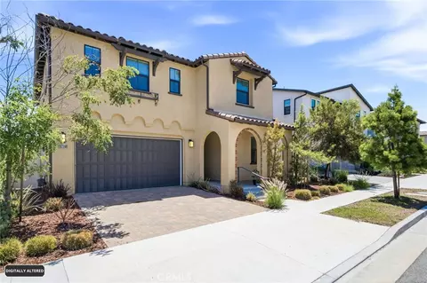 Exterior - 27558 S Edgemont Dr, San Pedro, CA 90732 photo 7 of 7
