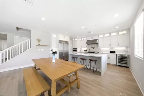 Entry Way - 27558 S Edgemont Dr, San Pedro, CA 90732 photo 1 of 7
