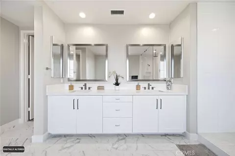 Bath - 27558 S Edgemont Dr, San Pedro, CA 90732 photo 5 of 5