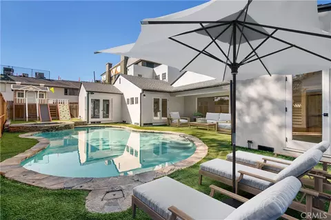 521 S Bentley, Los Angeles, CA 90049