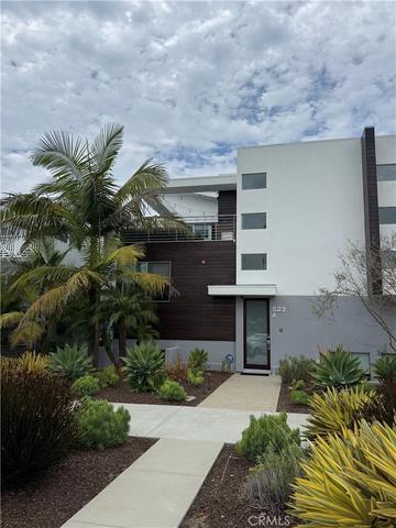 523 S Broadway #A, Redondo Beach, CA 90277