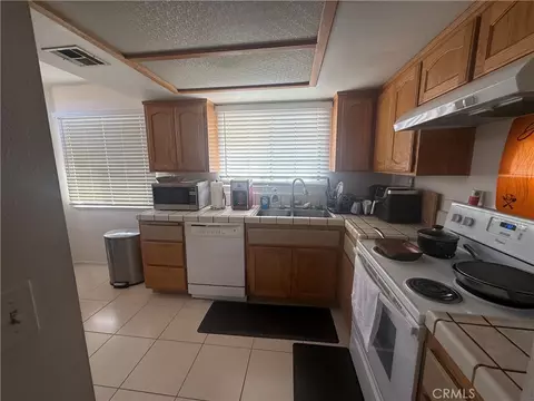 Kitchen - 11620 Pepper, Apple Valley, CA 92308 photo 1 of 3