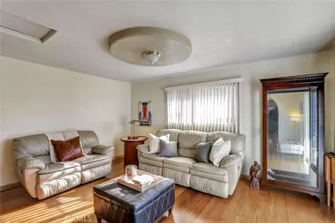 Living - 19603 Enslow, Carson, CA 90746 photo 8 of 13