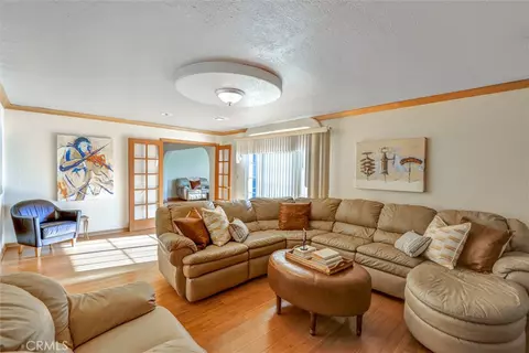 Living - 19603 Enslow, Carson, CA 90746 photo 4 of 14