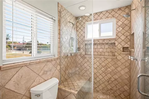 Bath - 2703 Rockefeller #1, Redondo Beach, CA 90278 photo 4 of 9