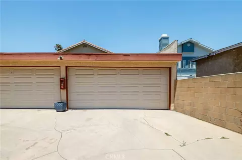 Exterior - 2703 Rockefeller #1, Redondo Beach, CA 90278 photo 5 of 5