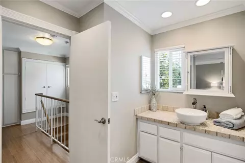 Bath - 2703 Rockefeller #1, Redondo Beach, CA 90278 photo 5 of 9