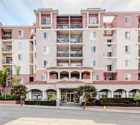 3750 Santa Rosalia Dr #207, Los Angeles, CA 90008