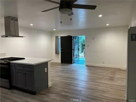 1020 E Broadway, Long Beach, CA 90802 photo 9