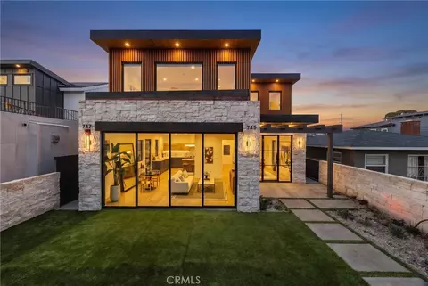 745 35th St, Manhattan Beach, CA 90266